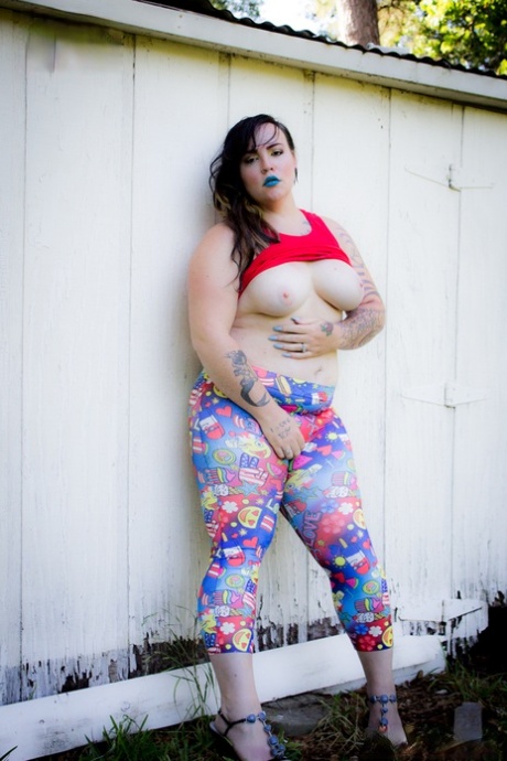 white shemale art naked photo