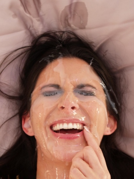facial free naked pics