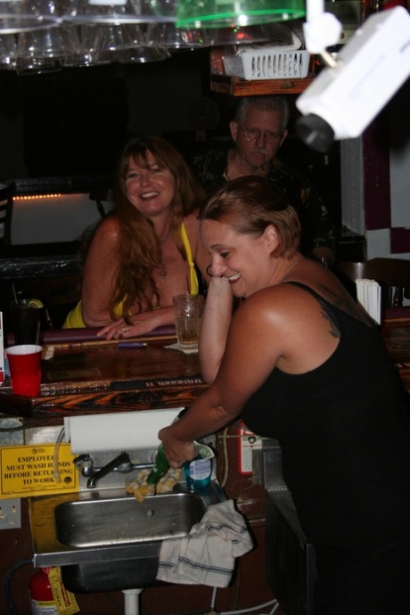 amateur swingers xxx img