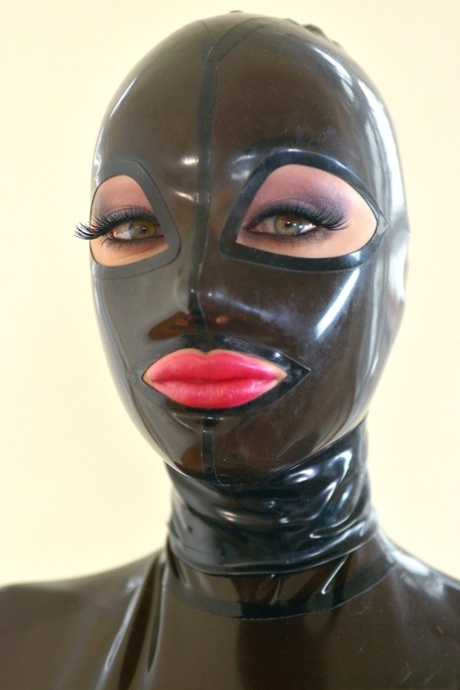 latex xxx gratuit img