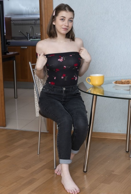 cute hairy free sex picture