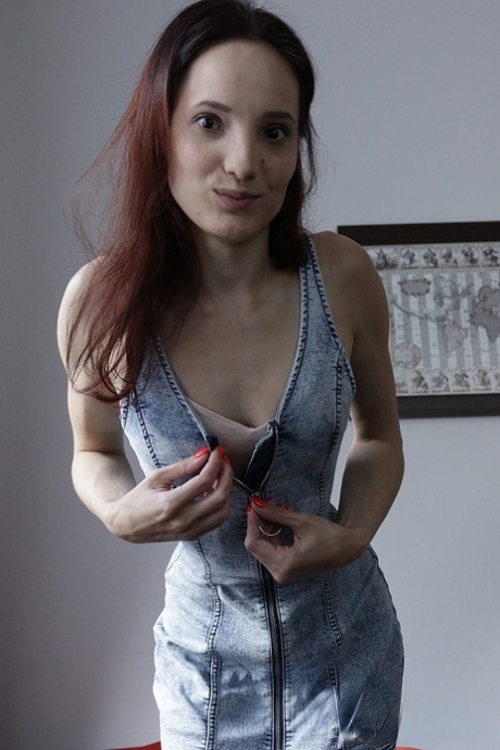 Mia Sanders pornstar top photo