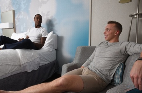 interracial gay pornographic img