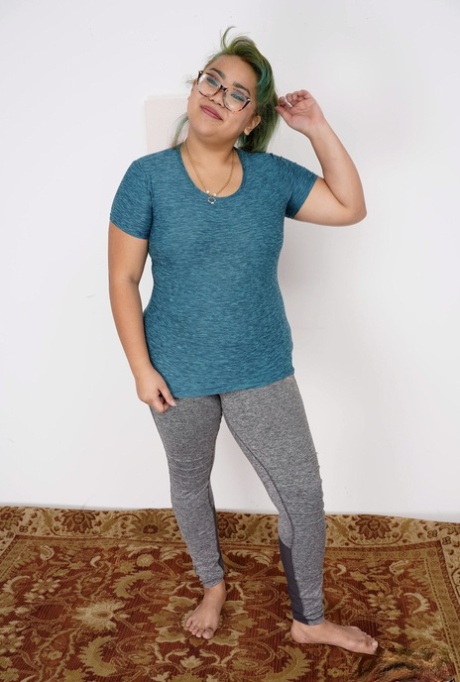 pies de milf asiática desnudos de alta definición recopilación