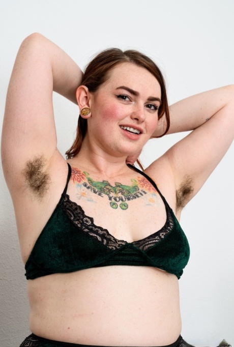 tattooed redhead erotic gallery