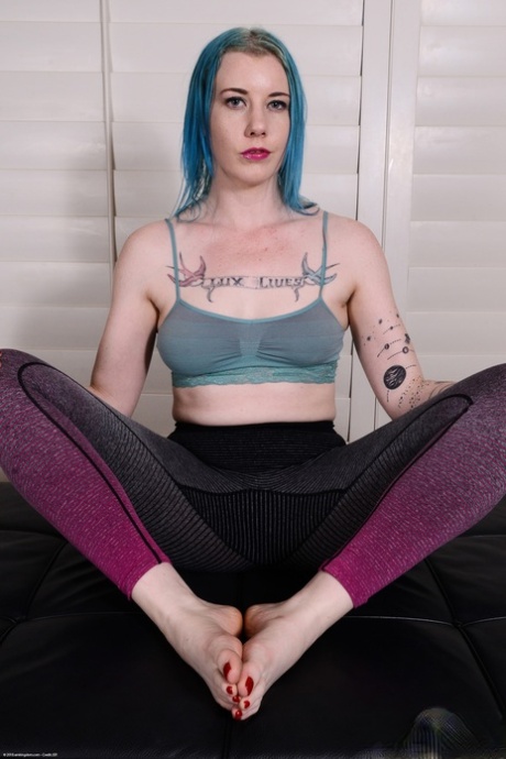 pantaloni da yoga piedi sesso hd immagini