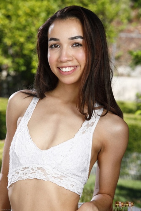 Jackie Rogen free model pics