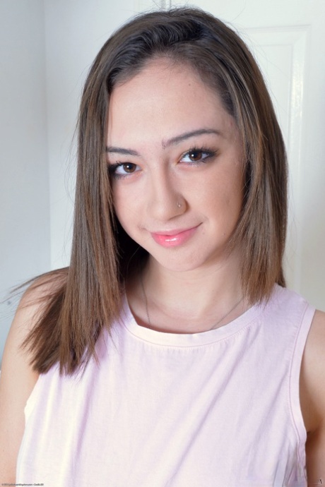 Lily Jordan porn actress pictures