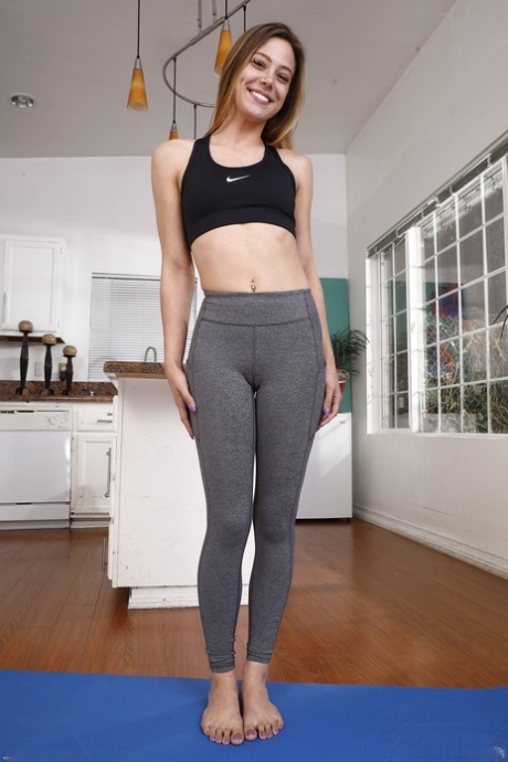 Avery Cristy sex actress archive