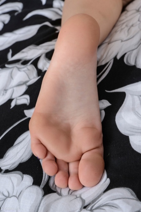 feet close up hot porn image