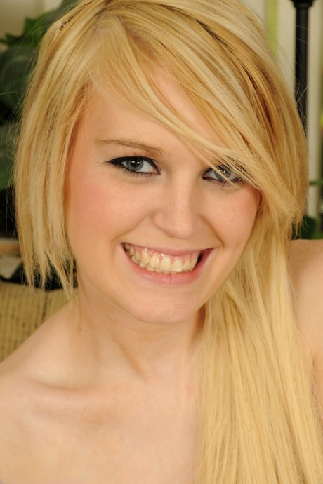 pretty face perfect photo