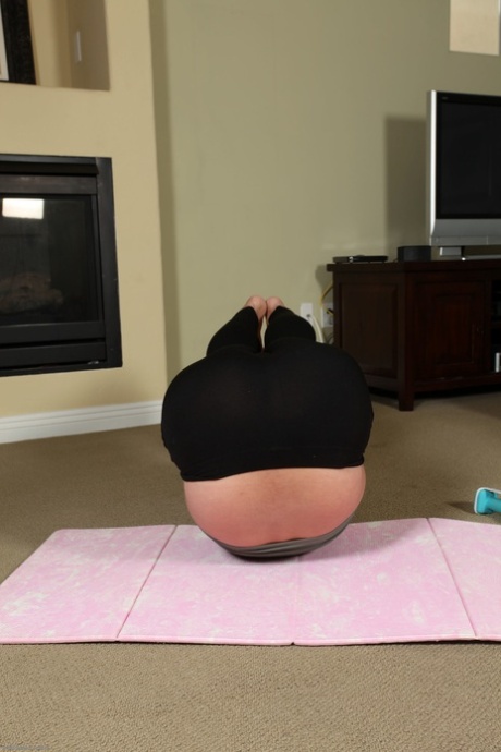 amateur yoga pants adult archive