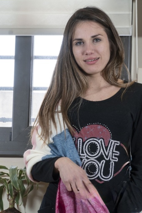 teen first time hot img