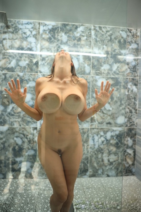 store bryster brunette øverste hd gallerier