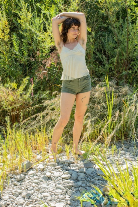 Jane Vervain erotic actress pic