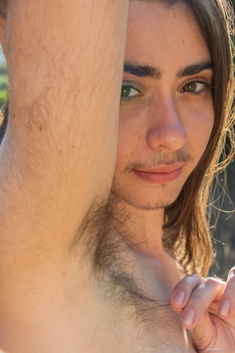 Kisa Fae pornographic model archive