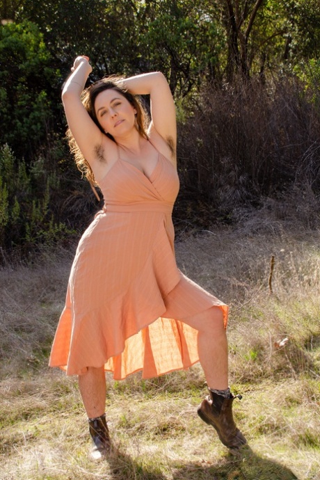 Meadow sexy actress galleries
