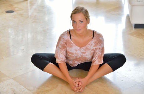 amateur yoga pants perfect images