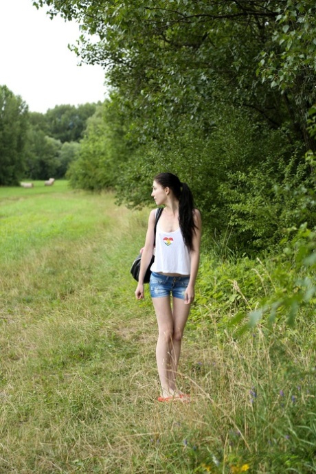 Mia Evans high quality actress pic