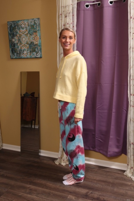 Payton Avery hd star galleries