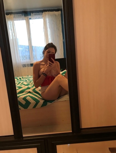 homemade selfie free naked photo