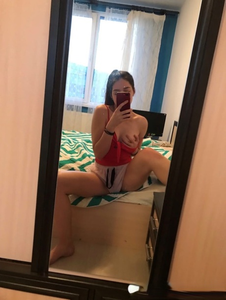 homemade selfie beautiful image