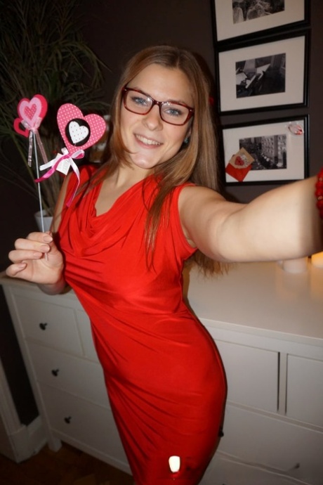 Bella Moore sex pornstar galleries