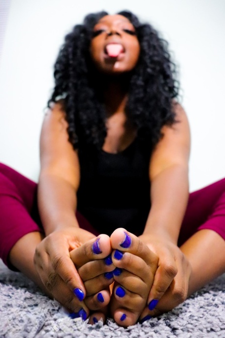 yoga pants feet art nude gallery
