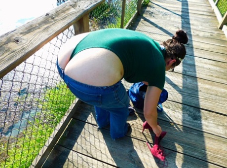 milf jeans art naked pic