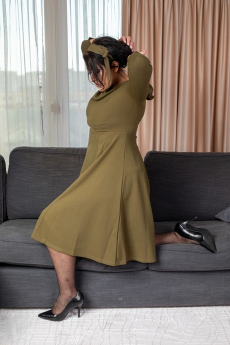 mature skirt sex photo