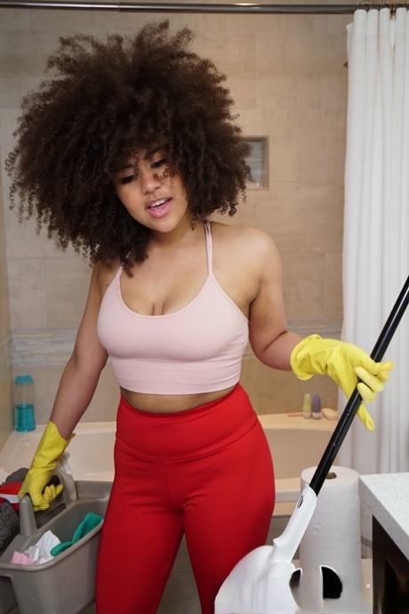 criada latina hd desnudo archivo