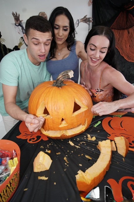 halloween sexy nudes image