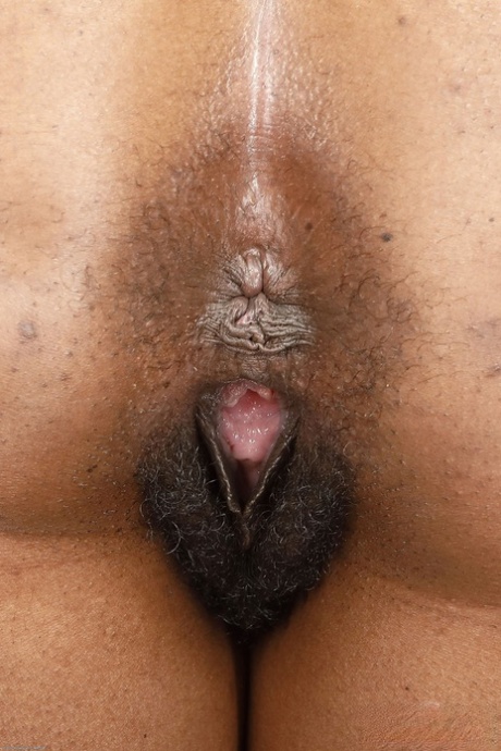 ebony babe nudes picture