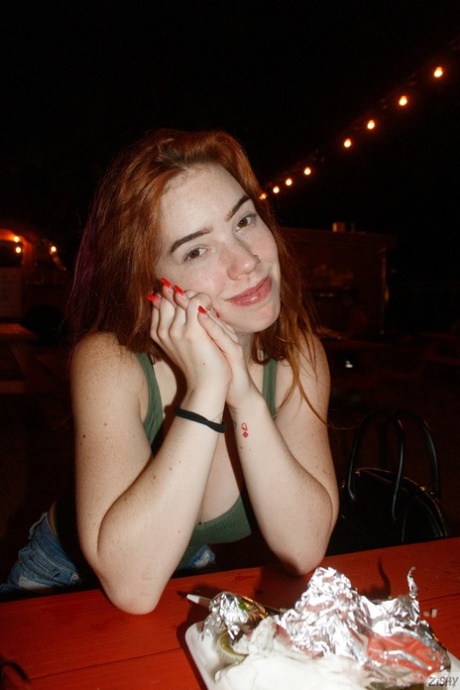 Nala Brooks pretty star photo