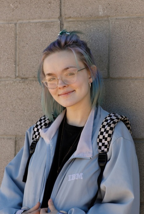 short hair glasses free porn archive