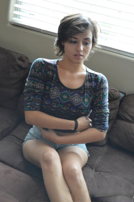 adolescente maigre et petite sexy sympa img