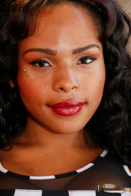 Nadia Nitro high quality actress gallery