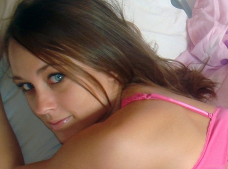 teen face free naked pictures