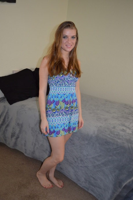 redhead blue eyes free naked img