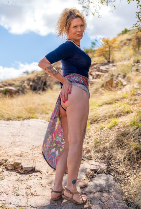 gode ceinture anal lesbien chaud nu des photos