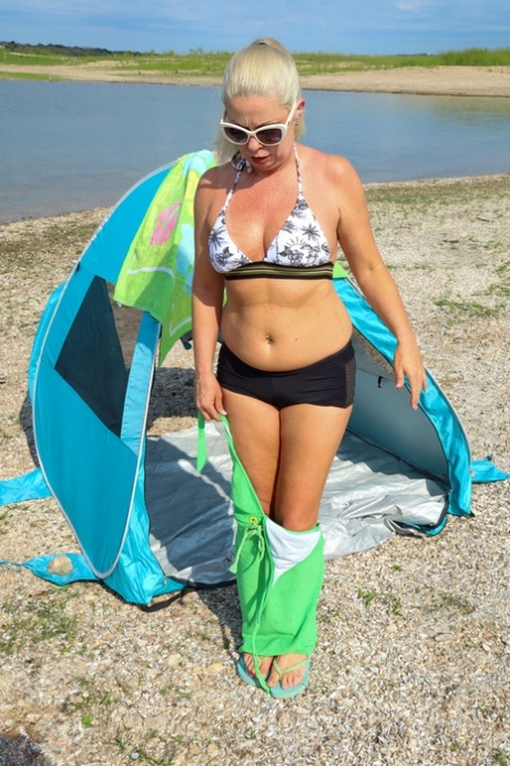 plage mature xxx chaud image