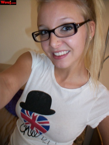 blonde glasses hot sex pic