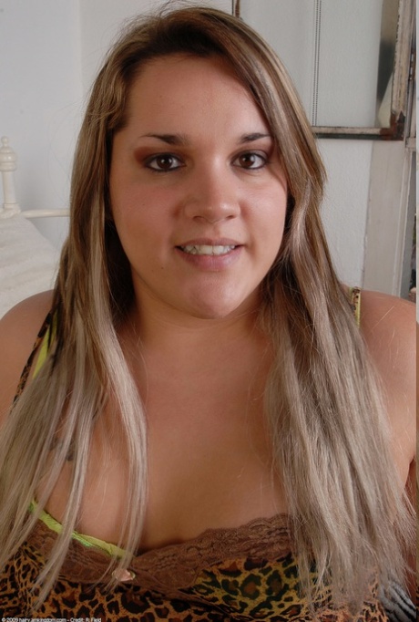 chubby blonde teen art xxx archive