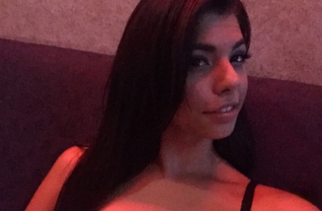 adolescente brasileña desnudos galerías