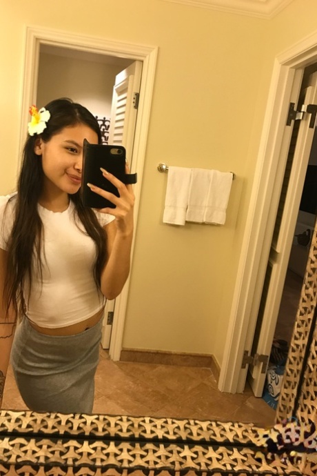 asian girlfriend porn pics