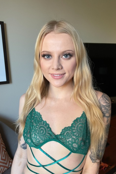 tynn blond tenåring erotisk xxx galleri