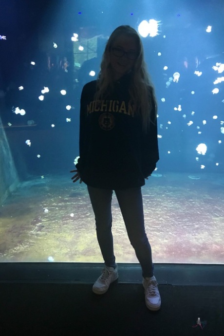 青少年紧身裤 免費性愛 圖片