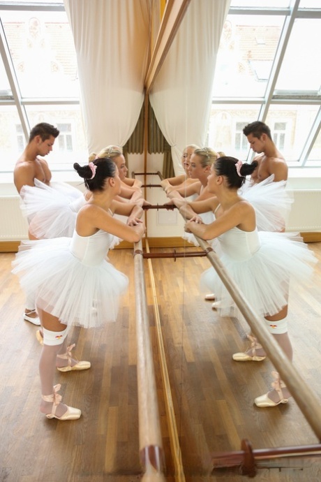 ballet nudes photo