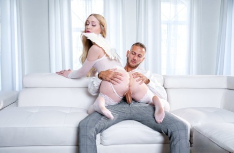 mormor höga klackar vacker erotisk bild