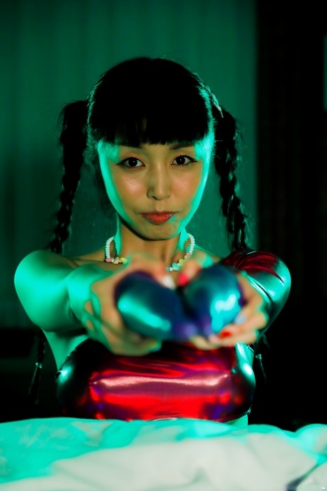 asiatisk dildo perfekt het arkiv